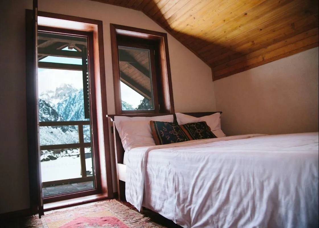 Rezidenca: Quku I Valbones Hotel Holiday park Valbone