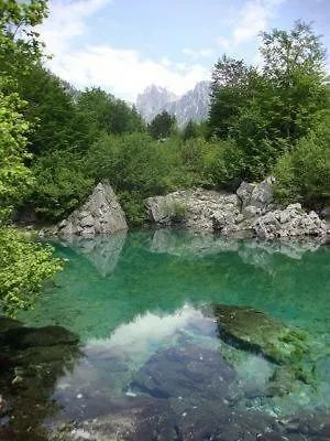 Rezidenca: Quku I Valbones Hotel Holiday park